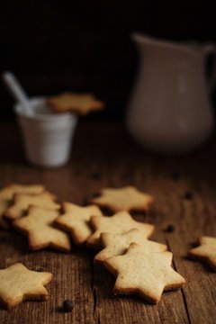 Honey cookies with candied orange peel
