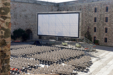 Cinema teatro all'aperto