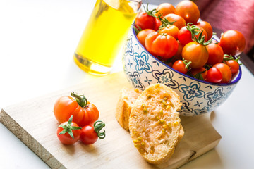 Pa amb tomaquet, bread with tomato and oil, typical of Catalonia, Spain
