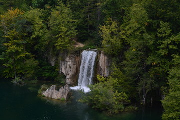 Fototapeta na wymiar Waterfall in Plitvice national park