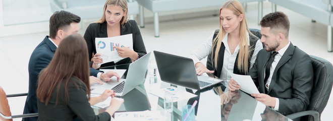 Business people collaborating at the  table