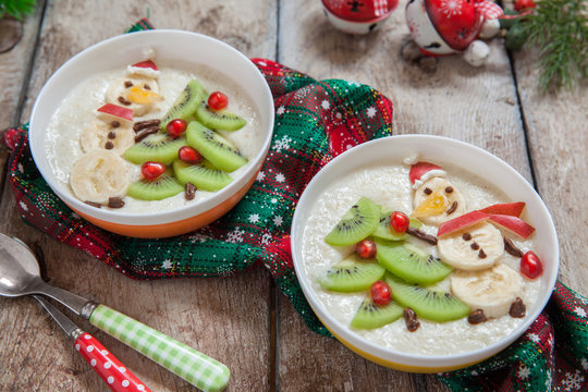 Snowman porridge oatmeal breakfast , Fun Christmas for kids