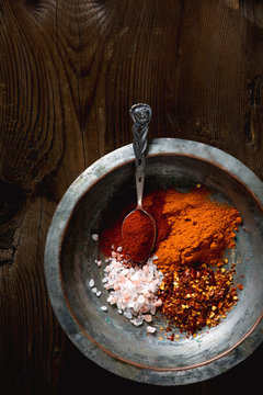 Red pepper, turmeric, Himalayan salt and ground chili