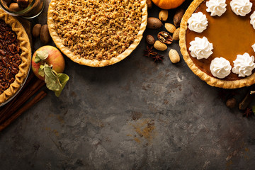Fototapety  Fall traditional pies pumpkin, pecan and apple crumble