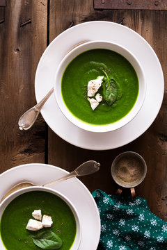 Food: spinach and broccoli soup