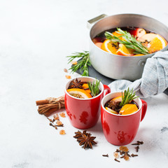 Christmas hot drink, mulled wine ingredients