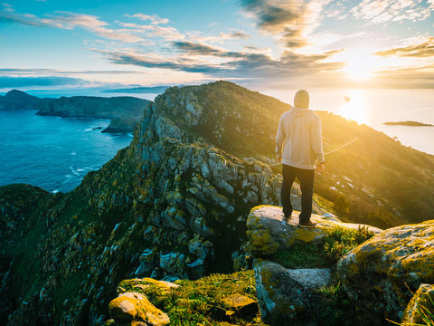 Traveler posing on amazing landscape