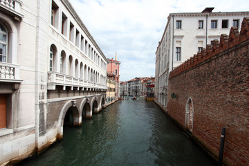 Fototapeta na wymiar the palaces on the canals in venice a