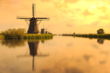 Traditional Dutch Windmills Kinderdijk World Unesco heritage - obrazy, fototapety, plakaty