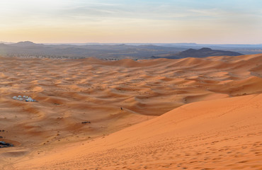 Obraz na płótnie Canvas Erg Chebbi Sand dunes near Merzouga in the morning, Morocco