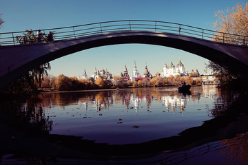 Fototapeta na wymiar izmailovo kremlin river russia architecture