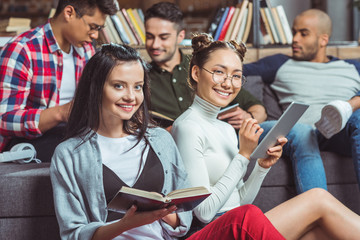 multiethnic students studying together