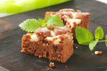 Gingerbread cake with cheese