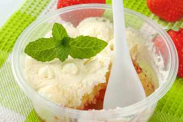Strawberry shortcake dessert
