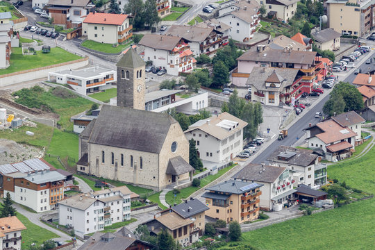 Beautiful view on the village of Reshen, the Alps