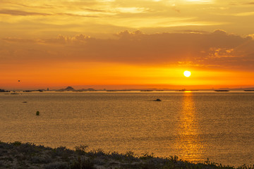 Obraz premium Arousa Estuary at sunset