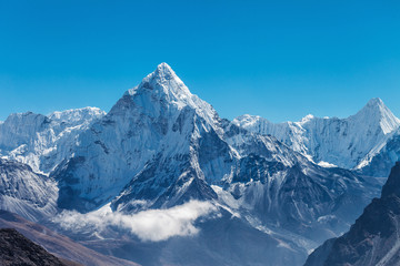 Snowy mountains of the Himalayas - obrazy, fototapety, plakaty