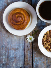 Buns with cinnamon, coffee, cornflakes and other - delicious