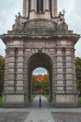 Obraz premium Old Monument