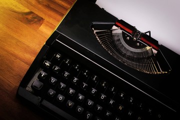 Top view  retro  typewriter