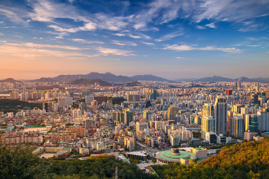 Seoul. Cityscape image of Seoul downtown during summer day.