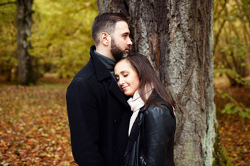 Fototapeta premium couple in autumn park