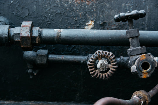 Pressure valves and pipes