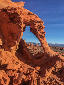 Sandstone Arch. Valley of Fire State Park