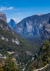Fototapeta na wymiar Half Dome Rock and Yosemite Valley