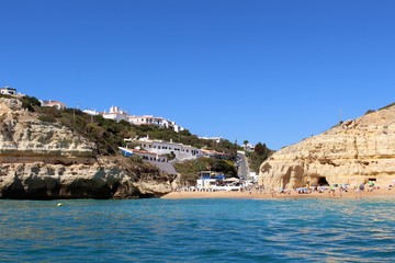 Algarve - die Küstenlandschaft von Portugal.