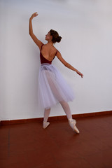 Naklejka premium Ballet dancer .. Ballerina in practice