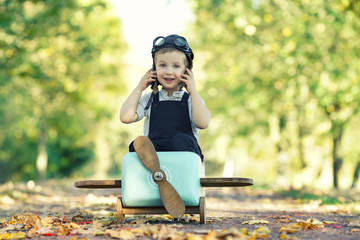 draußen spielen im Herbst