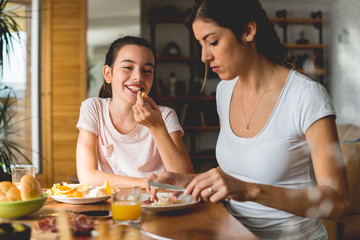 Breakfast with mommy