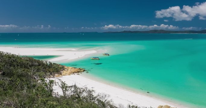 Amazing Whitehaven Beach in the Whitsunday Islands, Queensland, Australia
