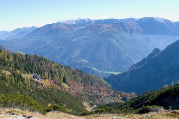 Fototapeta na wymiar autumn hike to grosser priel mountain