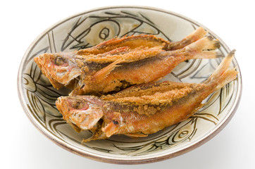グルクン（タカサゴ）の唐揚げ