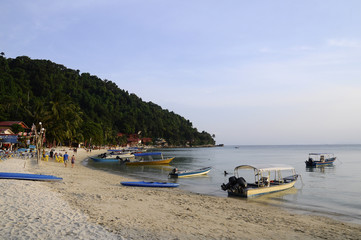 Fototapeta na wymiar Long beach in Penrhentian island in Malaysia