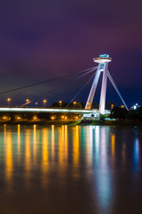 Brücke des slowakischen Nationalaufstandes Most SNP an der Donau in Bratislava