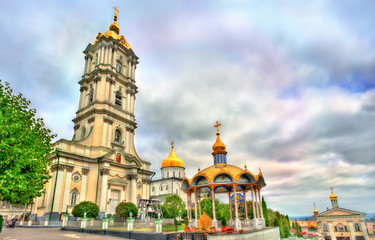 Naklejka premium Bell tower of Holy Dormition Pochayiv Lavra in Ternopil Oblast, Ukraine