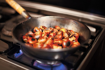 Castagne sul fuoco, autunno e inverno