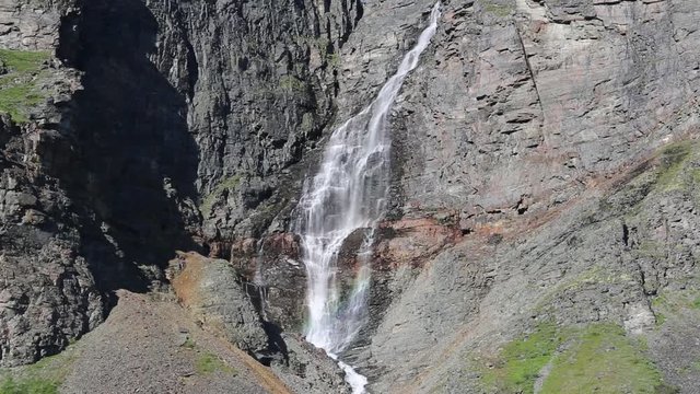 Rainbow in the waterfall, Kafjorddalen