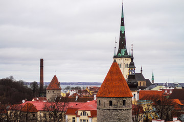 Fototapeta premium Church of St. Olav Tallinn and views of the Old Town with the Upper Town