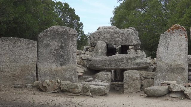 Sardinia, Megalithic Grave of Mont'e S'Abe Giant Tomb, Gallery