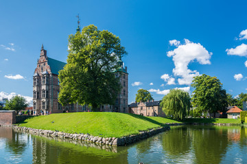 Fototapeta na wymiar Rosenborg Castle Gardens and the Castle in Copenhagen