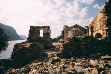 Fototapeta na wymiar Amazing landscape and ruins on aegean sea.