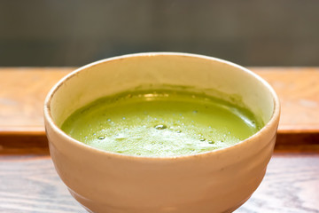 抹茶　powdered tea