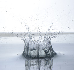 Obraz na płótnie Canvas Agua en movimiento