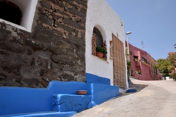 Tipica casa Pantesca in pietra vulcanica nel villaggio di Gadir, isola di Pantelleria IT