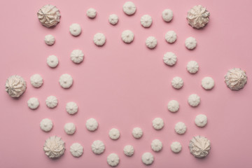 Fototapeta na wymiar frame of white marshmallows