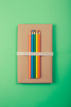 Gift package with colored pencils